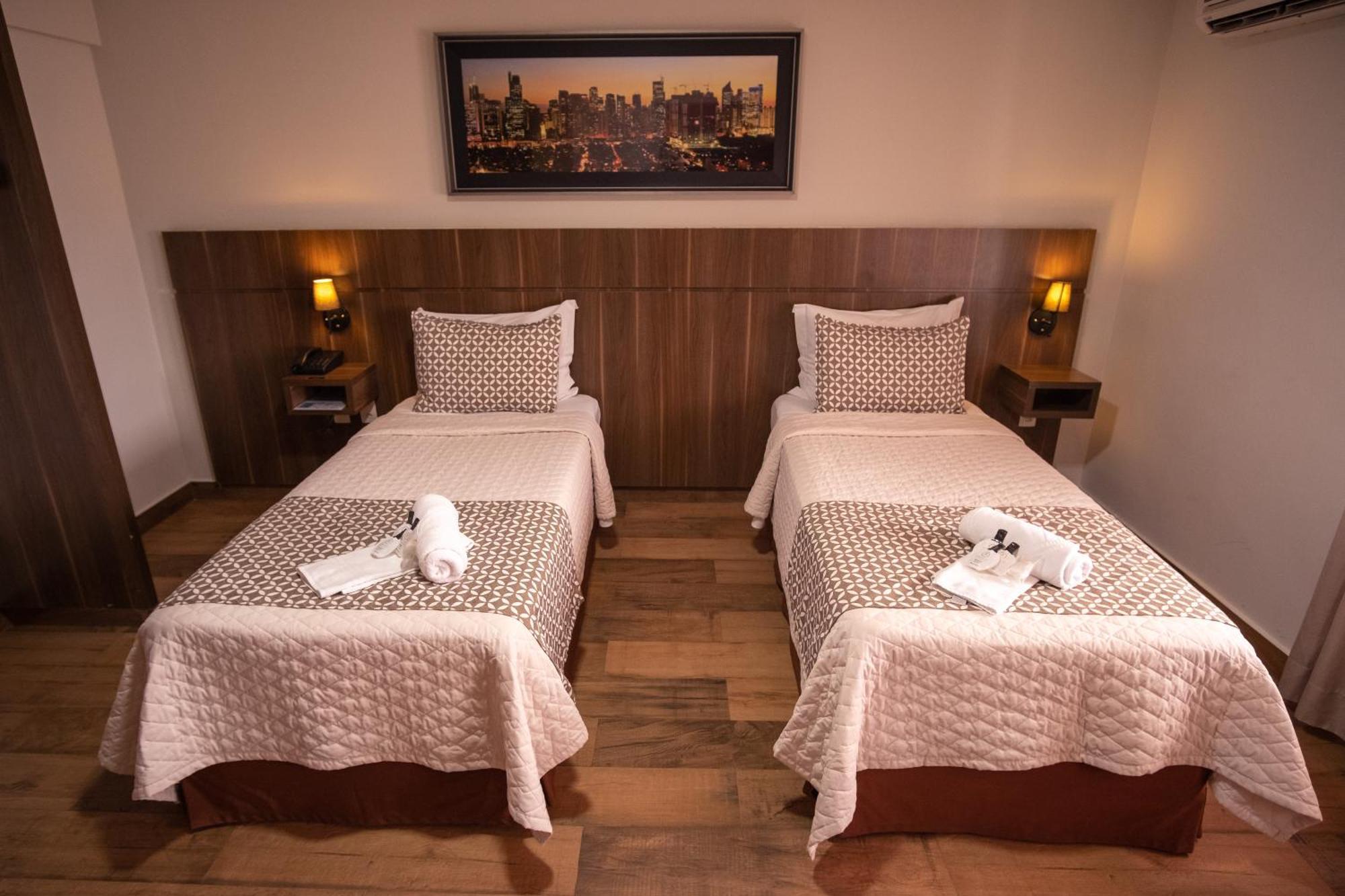 Padom Business Hotel Bragança Paulista Εξωτερικό φωτογραφία