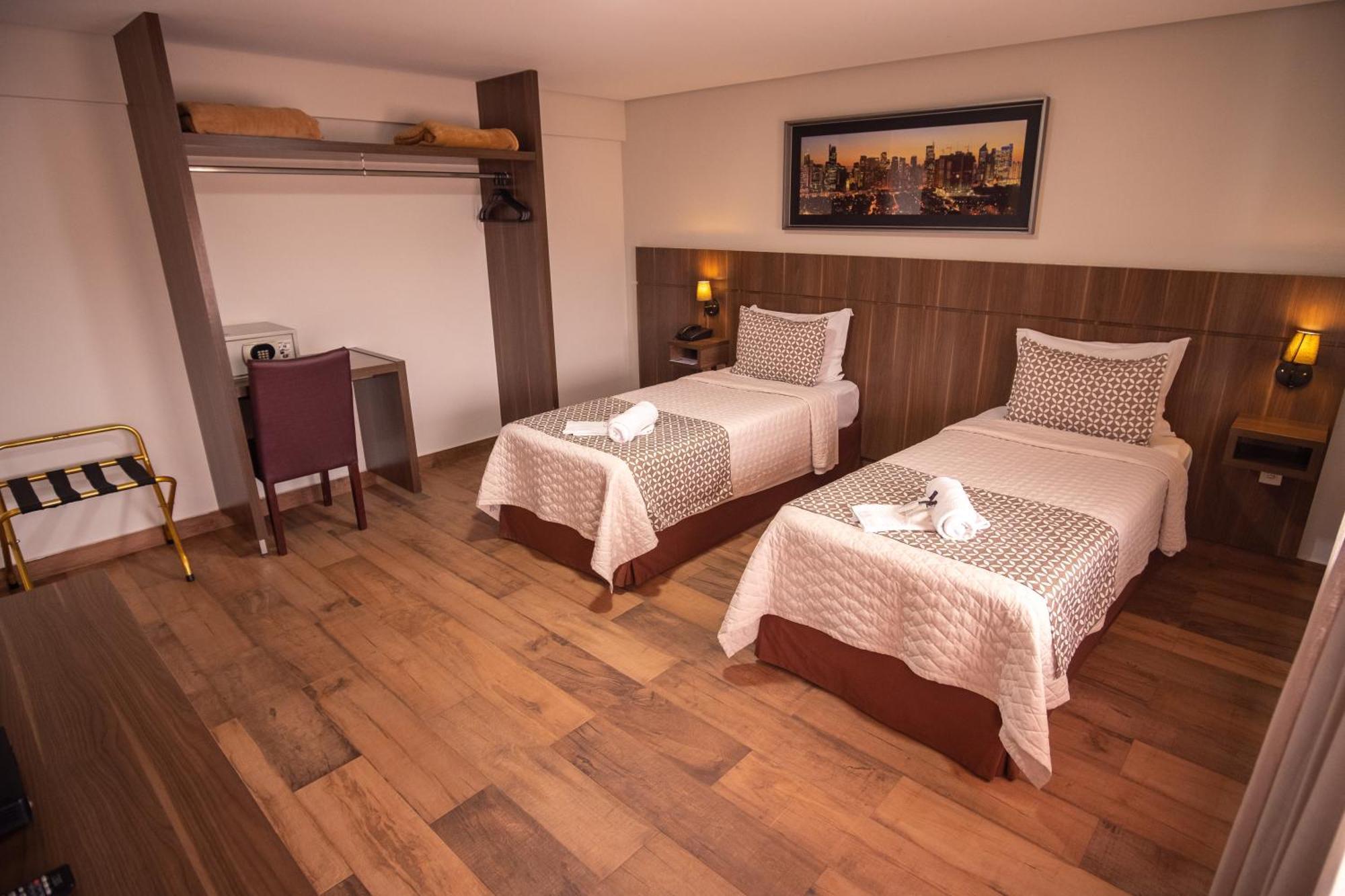 Padom Business Hotel Bragança Paulista Εξωτερικό φωτογραφία