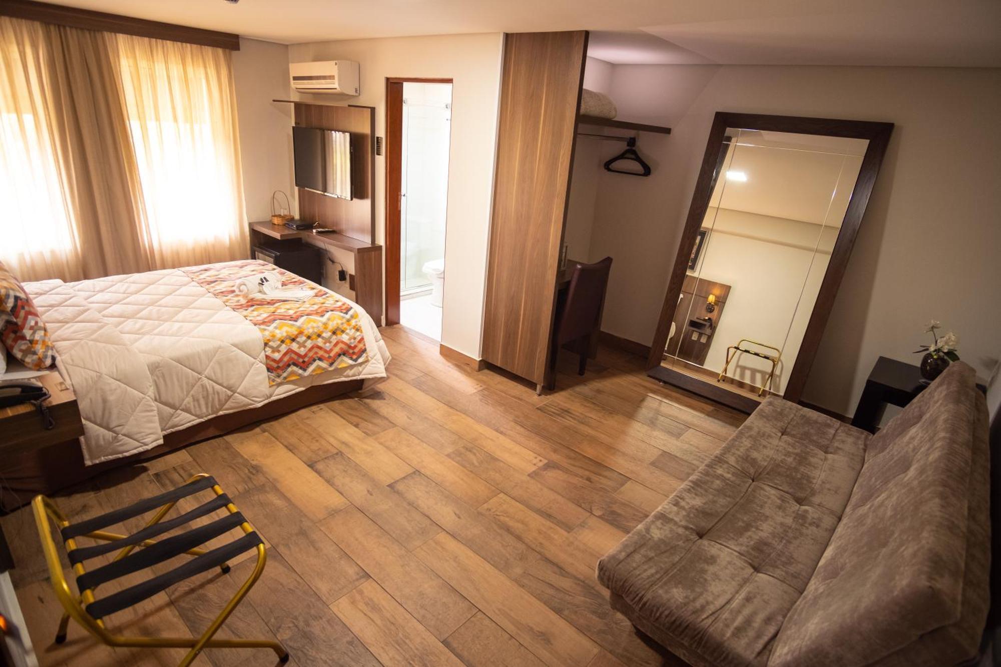 Padom Business Hotel Bragança Paulista Εξωτερικό φωτογραφία