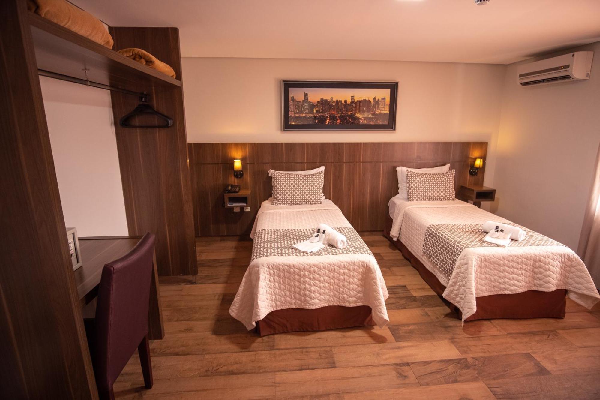 Padom Business Hotel Bragança Paulista Εξωτερικό φωτογραφία