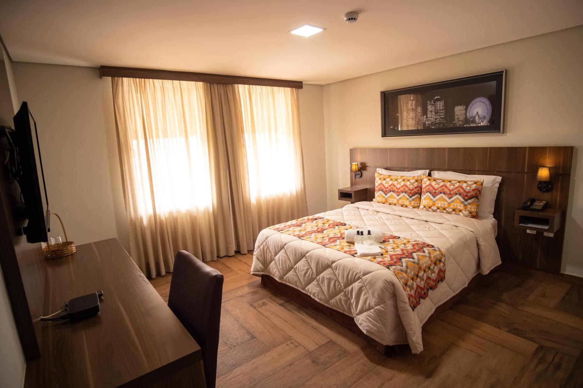 Padom Business Hotel Bragança Paulista Εξωτερικό φωτογραφία