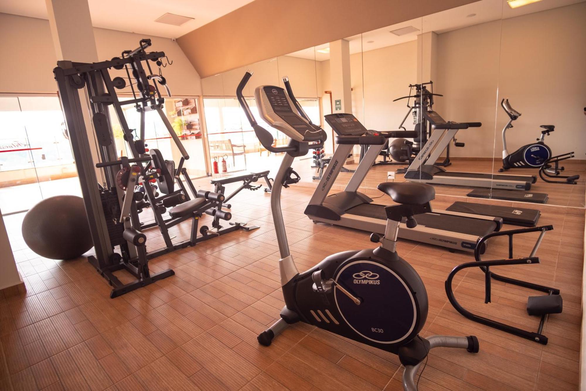 Padom Business Hotel Bragança Paulista Εξωτερικό φωτογραφία
