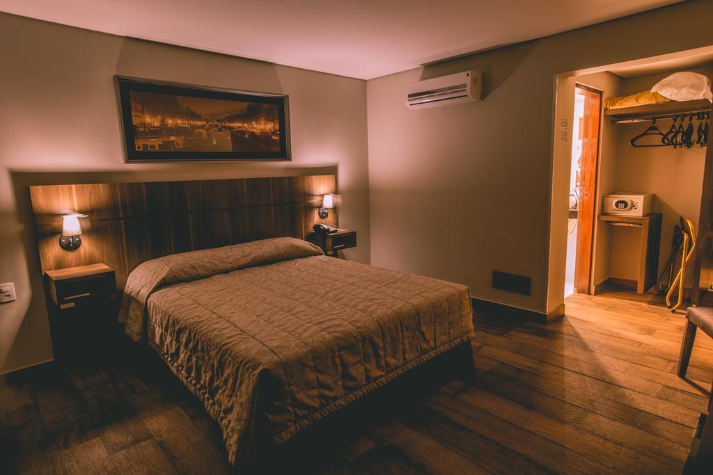 Padom Business Hotel Bragança Paulista Δωμάτιο φωτογραφία