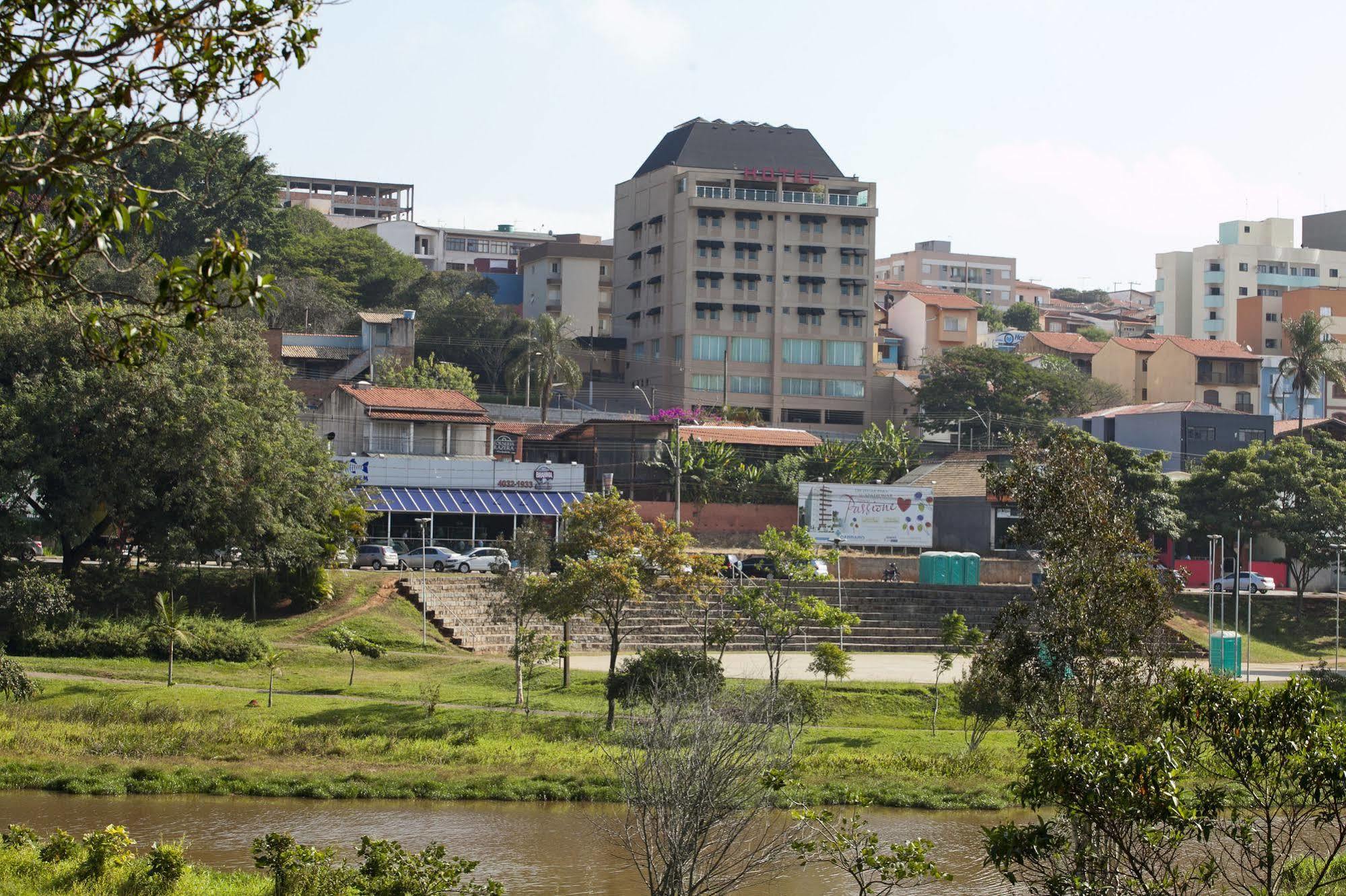 Padom Business Hotel Bragança Paulista Εξωτερικό φωτογραφία